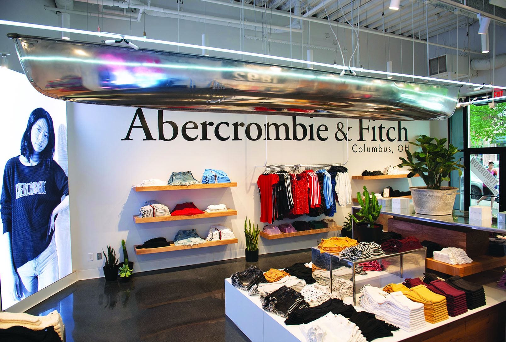 Abercrombie and Fitch brings new concept store to campus
