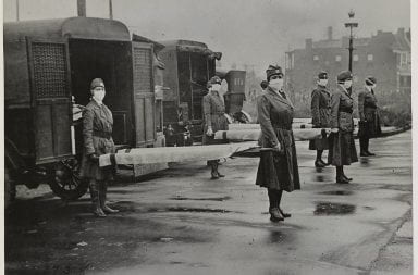 Members of the Red Cross in St. Louis, Missouri in October during the 1918 influenza. Credit: The Library of Congress