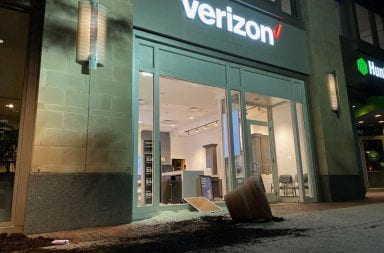 Verizon storefront damaged on North High Street