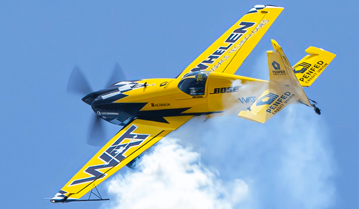 Aerobatic pilot Michael Goulian, pictured above, will be flying the EXTRA 330 at the Columbus Air Show Presented by Scotts. Credit: Herb Gillen