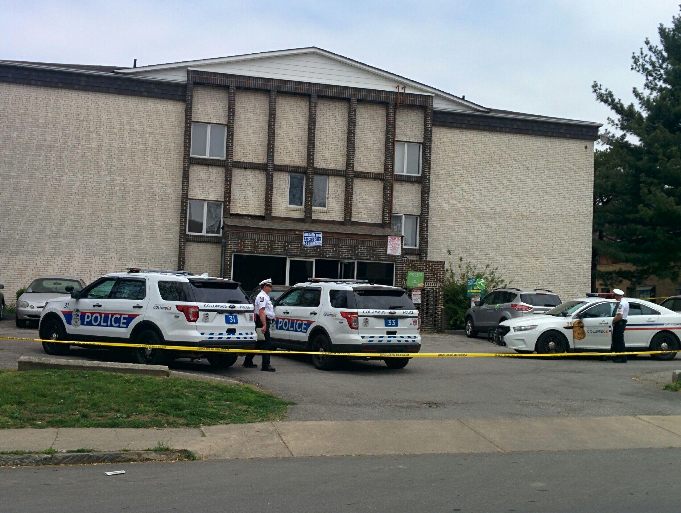 The apartment complex, located at 70 W. Northwood Ave., where two people were shot April 27. Credit: Amanda Etchison | Editor-in-Chief 